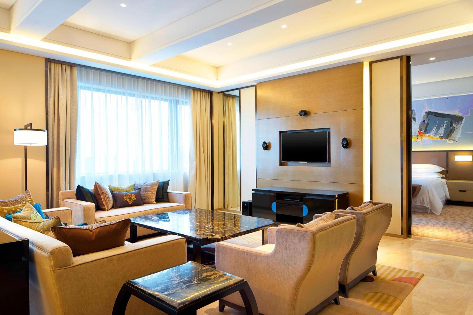 Four Points By Sheraton Guilin Lingui Hotell Exteriör bild